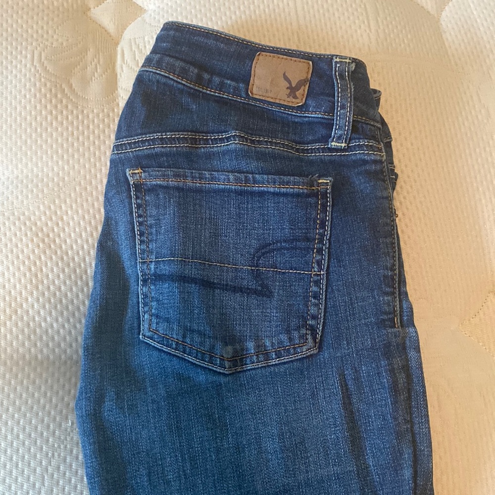Used- Like New American Eagle Jeans